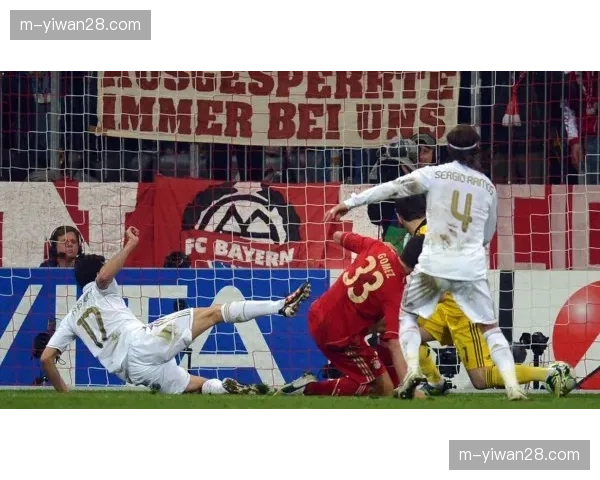 拜仁慕尼黑宣布与一全球科技巨头达成新赛季主场广告合作